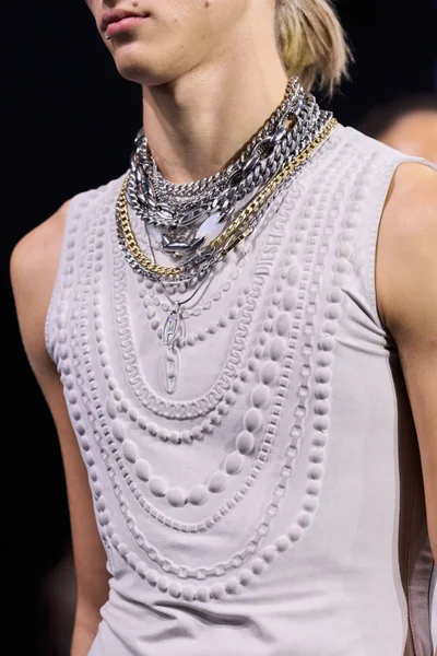 Look 71